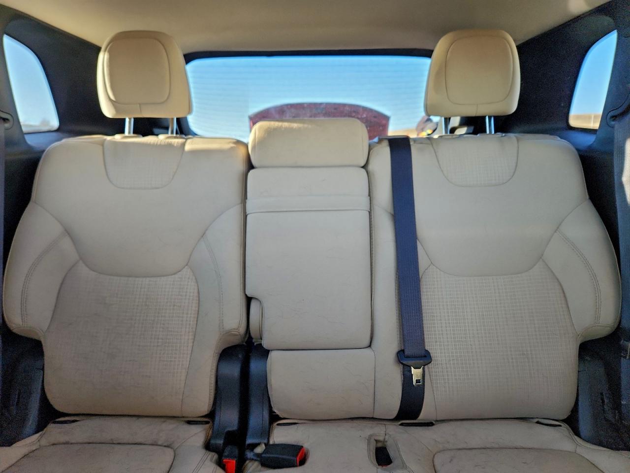 2016 Jeep Cherokee Latitude VIN: 1C4PJMCS8GW278782 Lot: 94311375