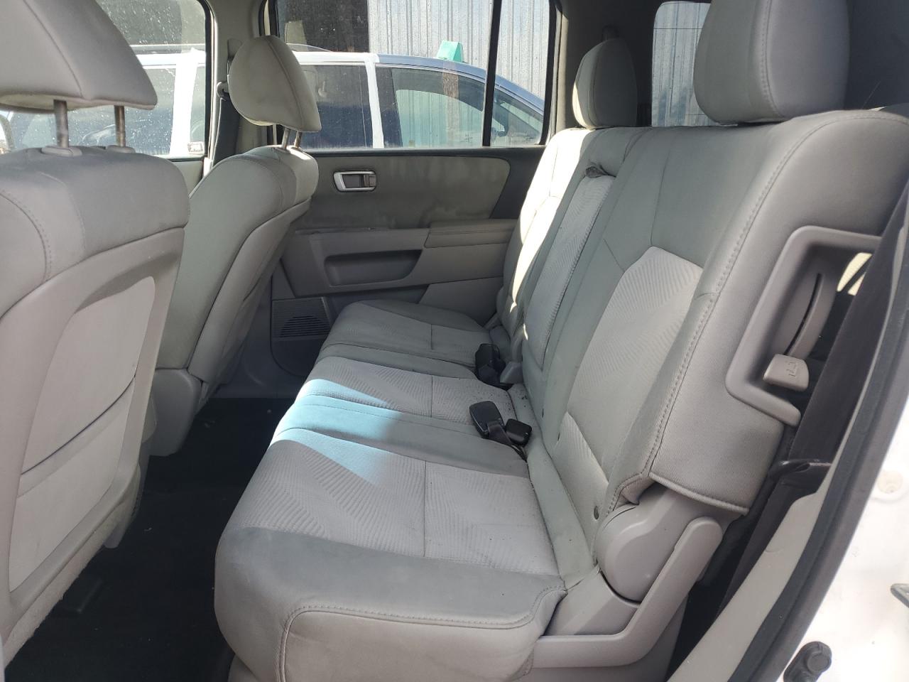 2012 Honda Pilot Lx VIN: 5FNYF3H23CB017616 Lot: 92758635