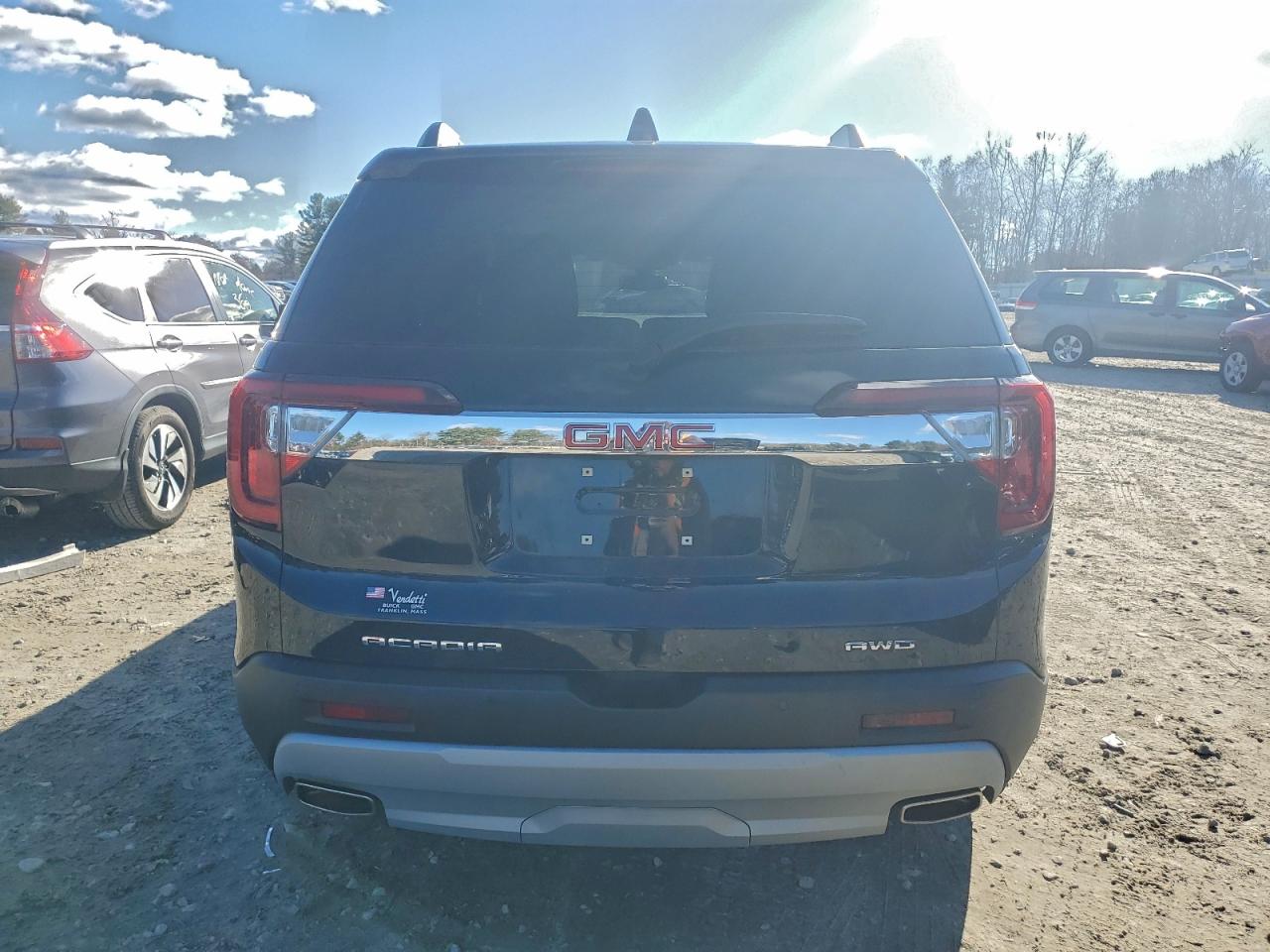 2022 GMC Acadia Slt VIN: 1GKKNULS1NZ147806 Lot: 93551995