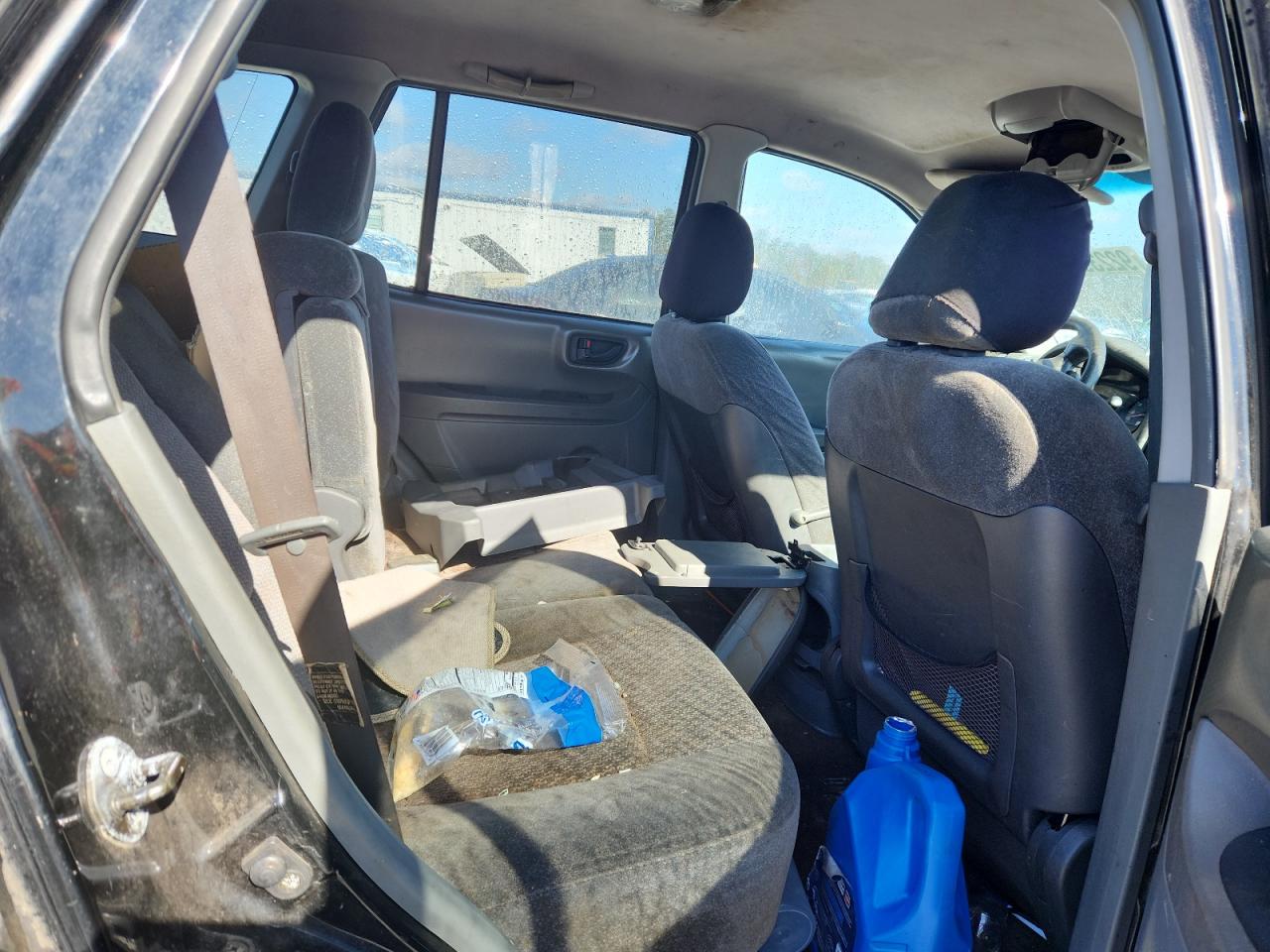 2001 Hyundai Santa Fe VIN: KM8SB82B41U106019 Lot: 92239285