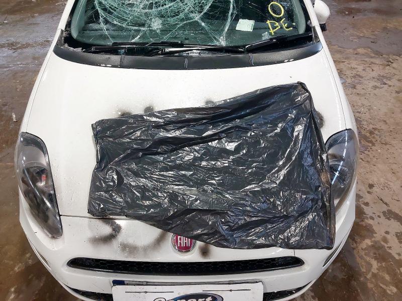 2014 FIAT PUNTO 1.2 EASY 3DR