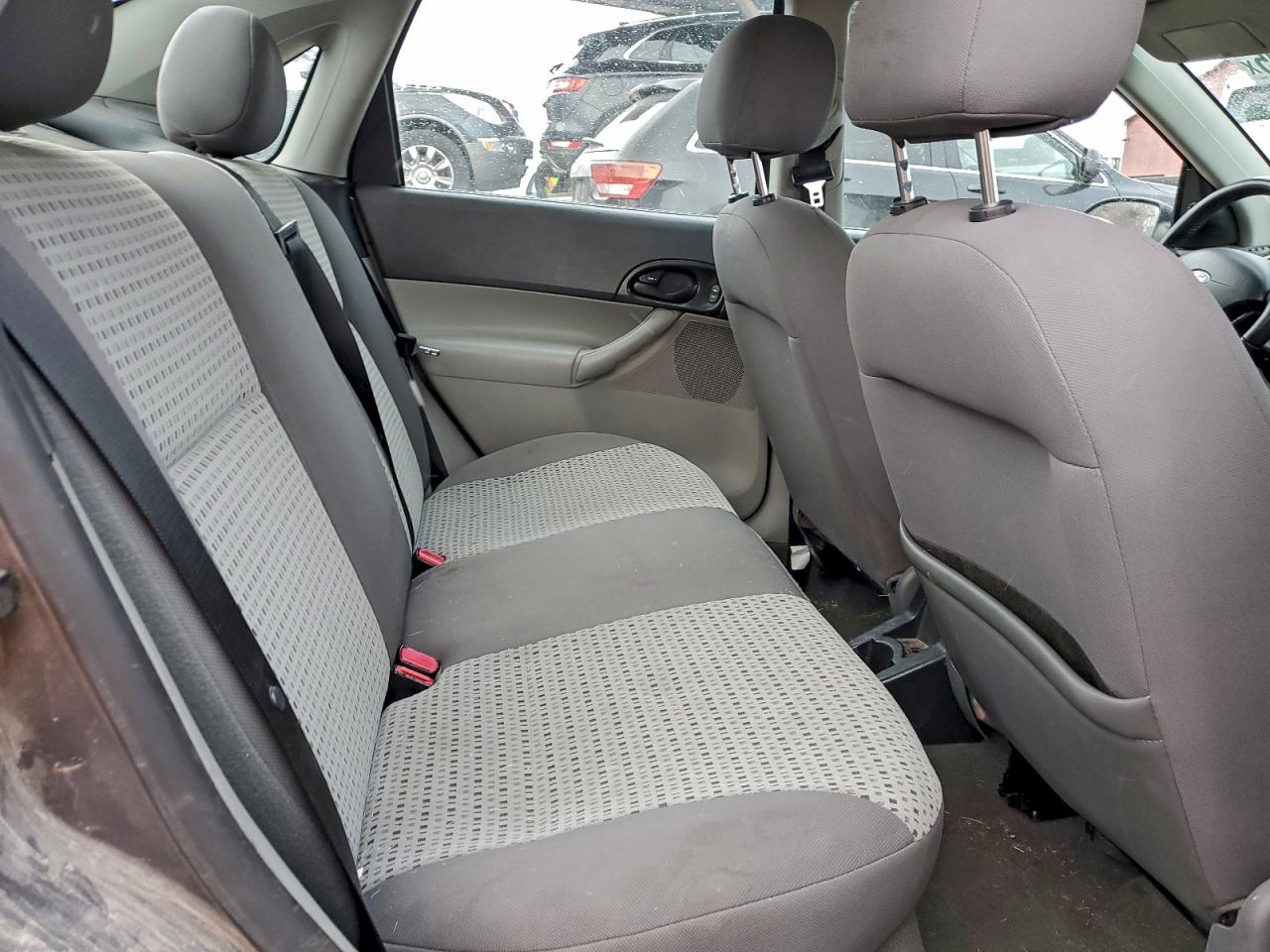 2007 Ford Focus Zx4 VIN: 1FAFP34N57W269427 Lot: 92629995