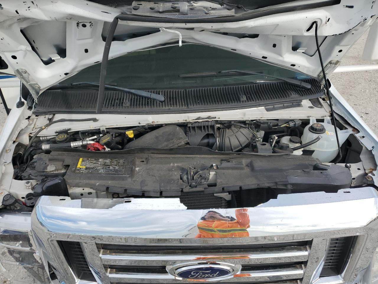 2013 Coachmen Leprechaun - Camper VIN: 1FDXE4FS1BDB28111 Lot: 90855495