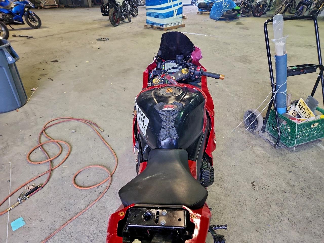 2024 Suzuki Gsx-R1000 VIN: JS1DM11B1R7100425 Lot: 94344115