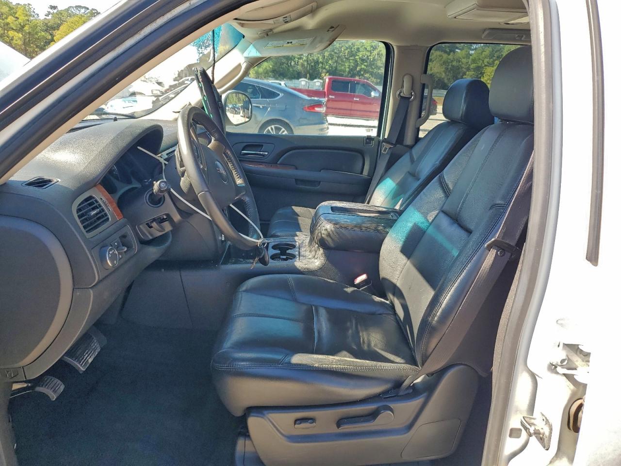 2007 GMC Yukon Xl C1500 VIN: 1GKFC16097J276829 Lot: 94635335