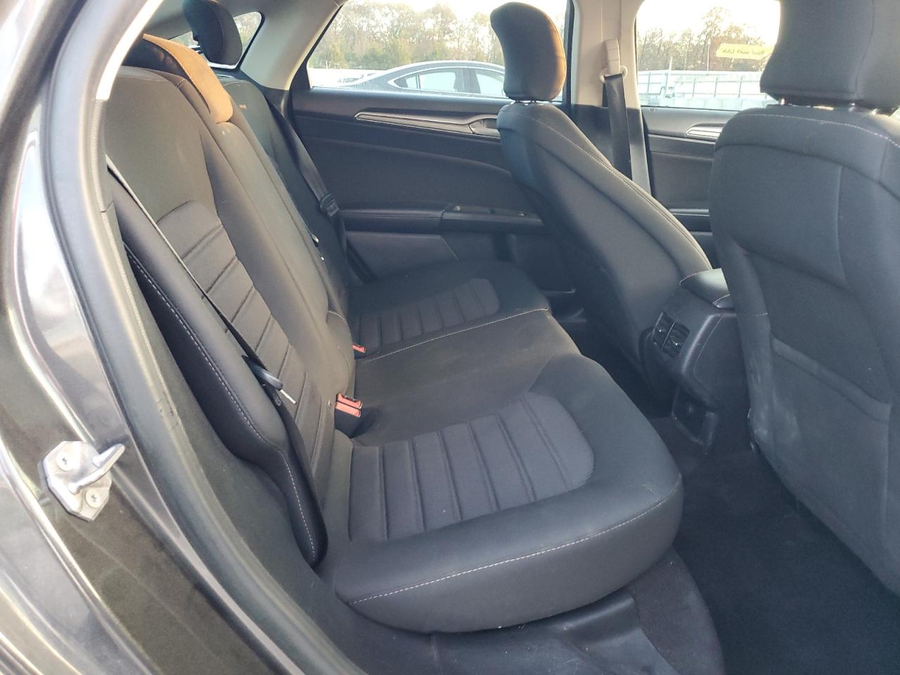 2019 Ford Fusion Se VIN: 3FA6P0T94KR265089 Lot: 92236745