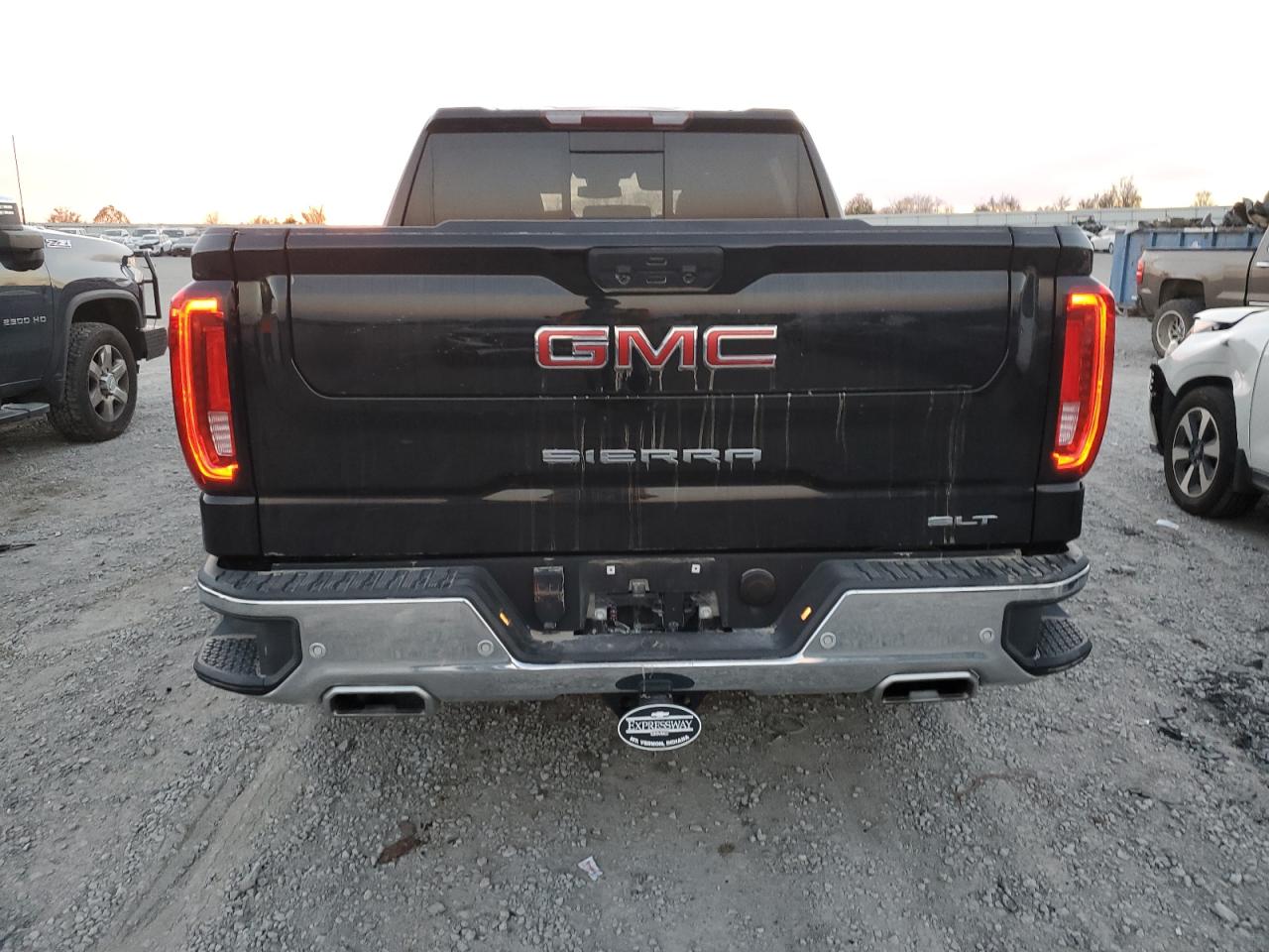 2024 GMC Sierra K1500 Slt VIN: 3GTUUDED0RG402649 Lot: 92923425