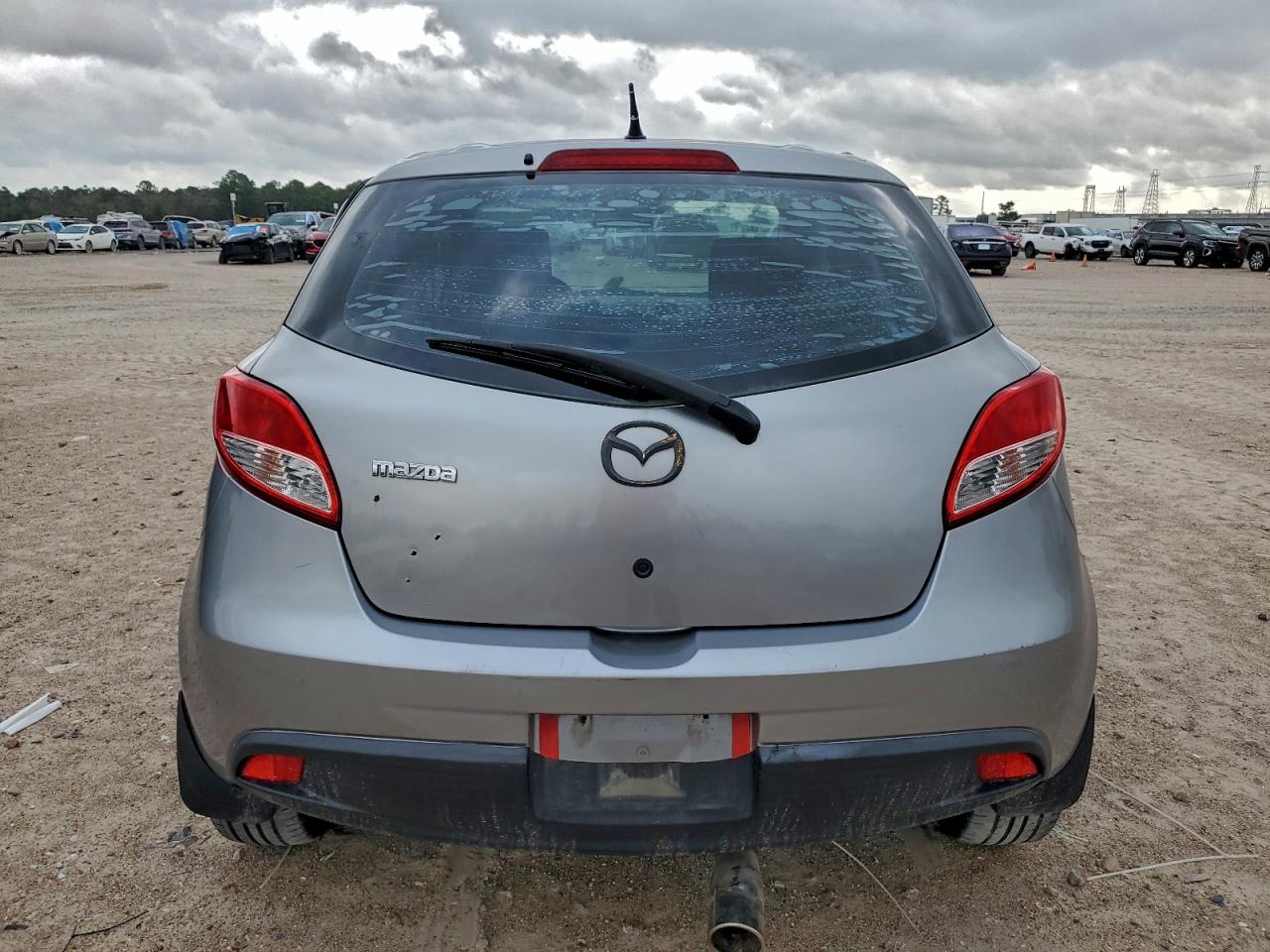 2011 Mazda Mazda2 VIN: JM1DE1HY2B0128116 Lot: 93539895