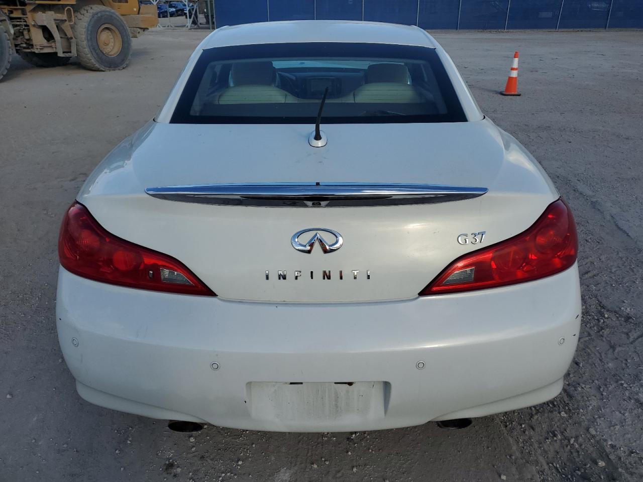 2011 Infiniti G37 Base VIN: JN1CV6FEXBM952555 Lot: 91643465