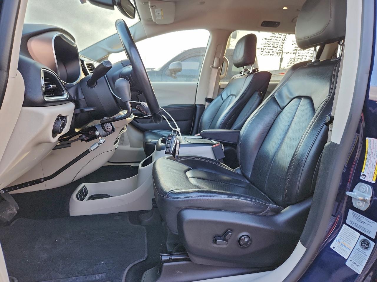 2017 Chrysler Pacifica Touring L Plus VIN: 2C4RC1EG4HR647805 Lot: 92295275