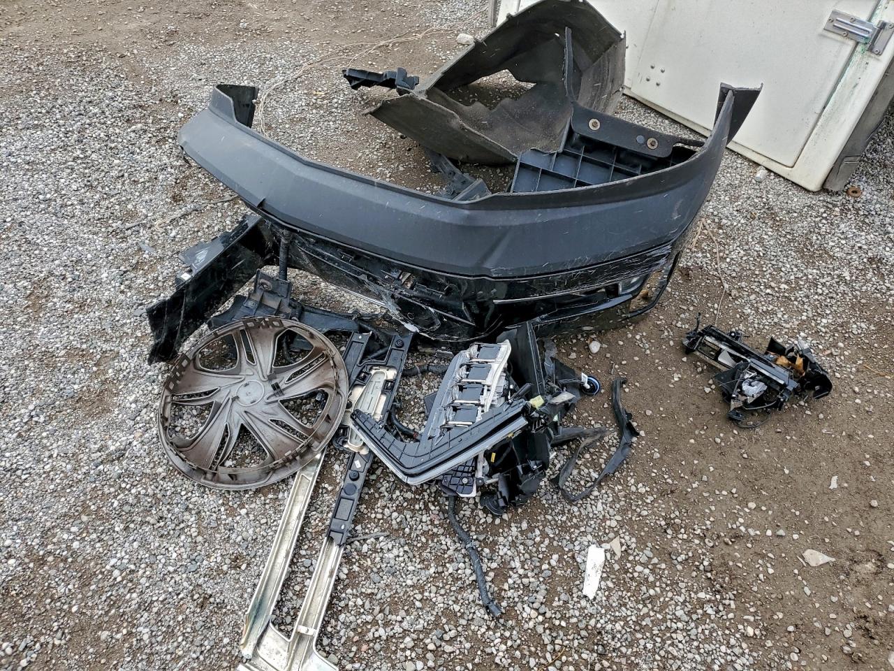 2017 Cadillac Escalade Premium Luxury VIN: 1GYS4CKJ5HR405339 Lot: 93511675