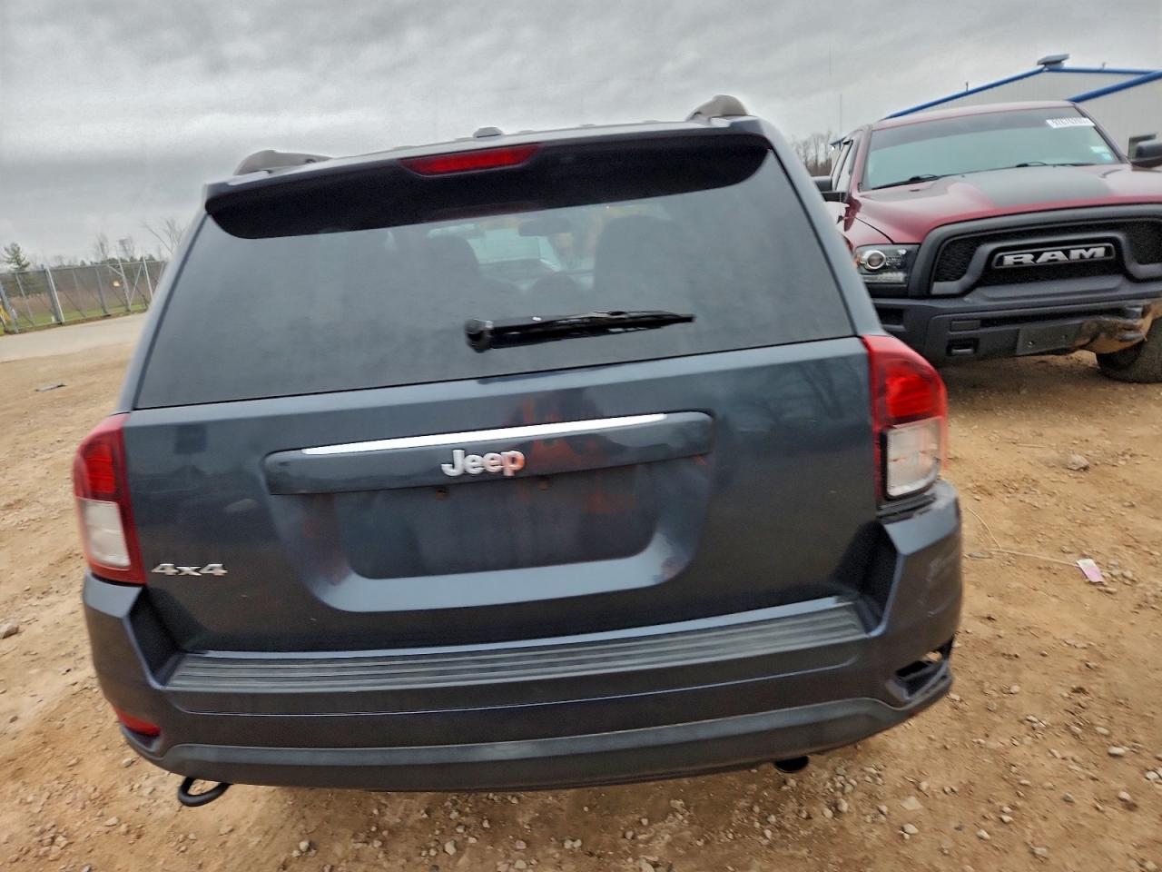 2015 Jeep Compass Sport VIN: 1C4NJDBB8FD240049 Lot: 93919915