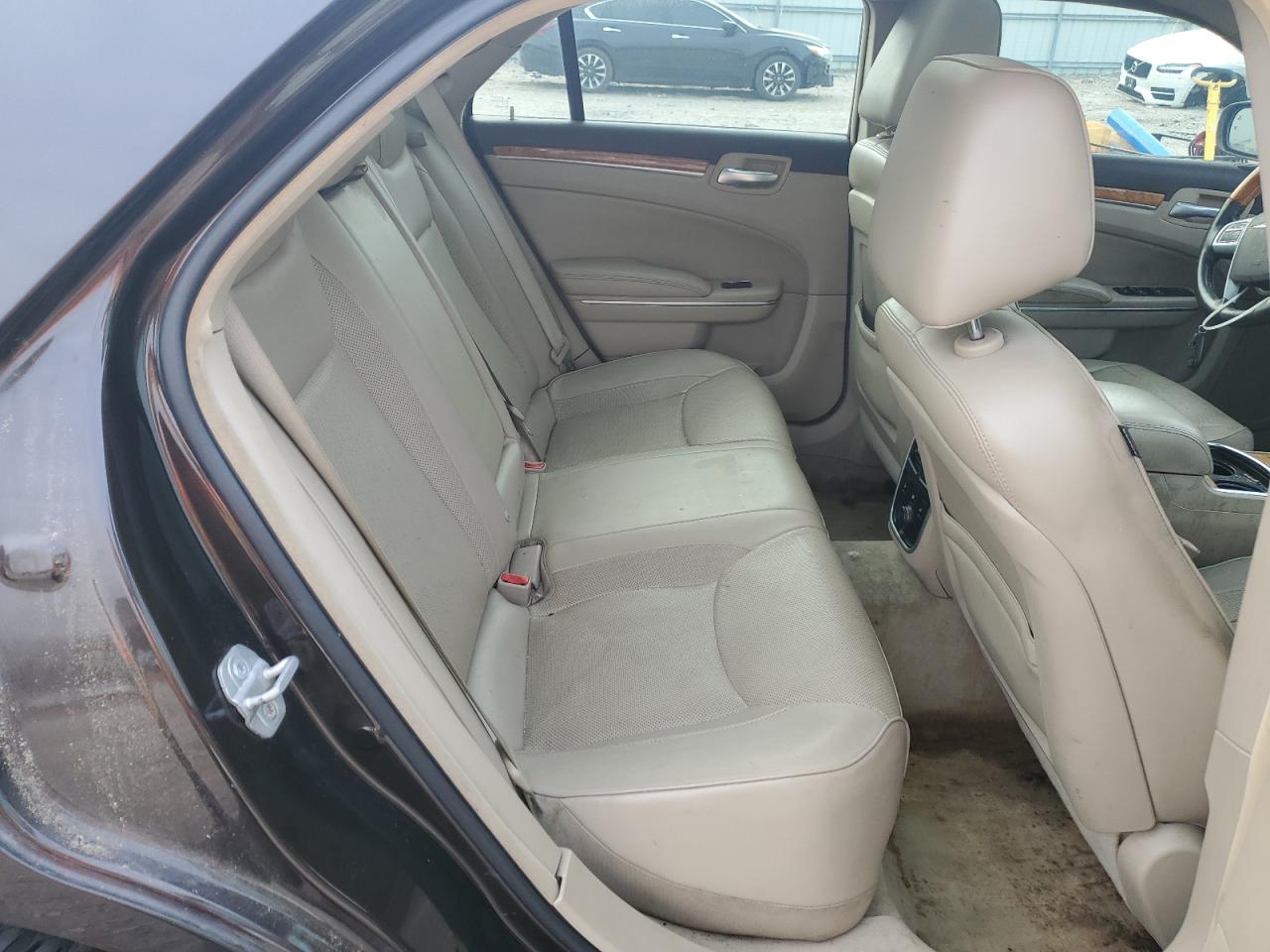 2012 Chrysler 300C VIN: 2C3CCAKT5CH284148 Lot: 93481025