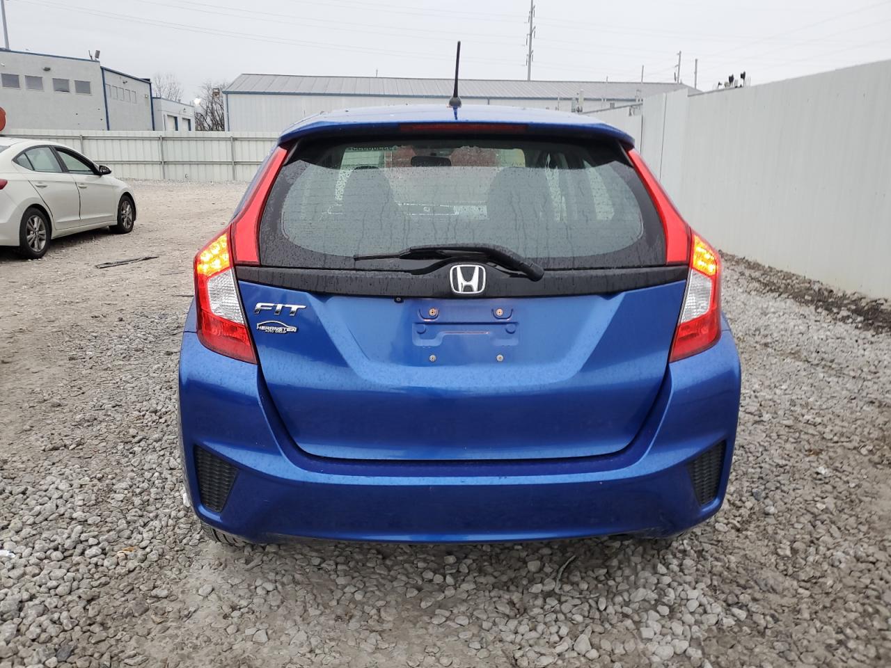 2017 Honda Fit Lx VIN: 3HGGK5H58HM708674 Lot: 93308355