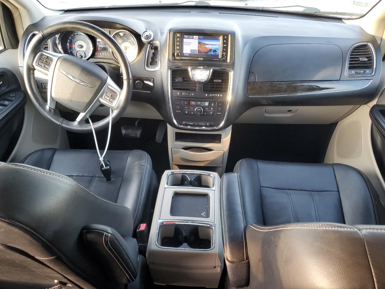 2012 Chrysler Town & Country Touring L VIN: 2C4RC1CG5CR386907 Lot: 91061325