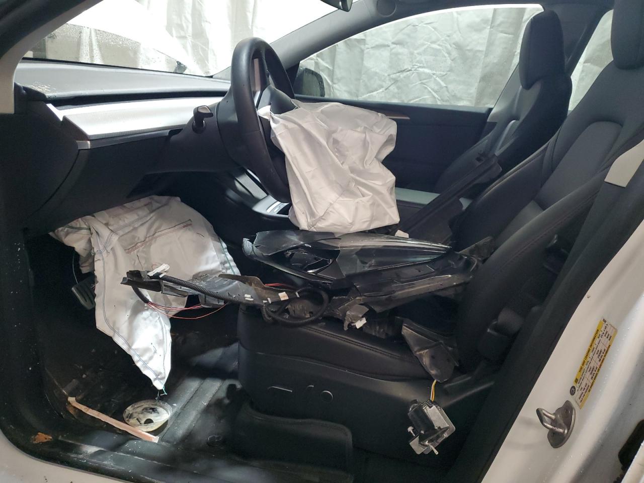 2023 Tesla Model Y VIN: 7SAYGDEF3PF792422 Lot: 93179865