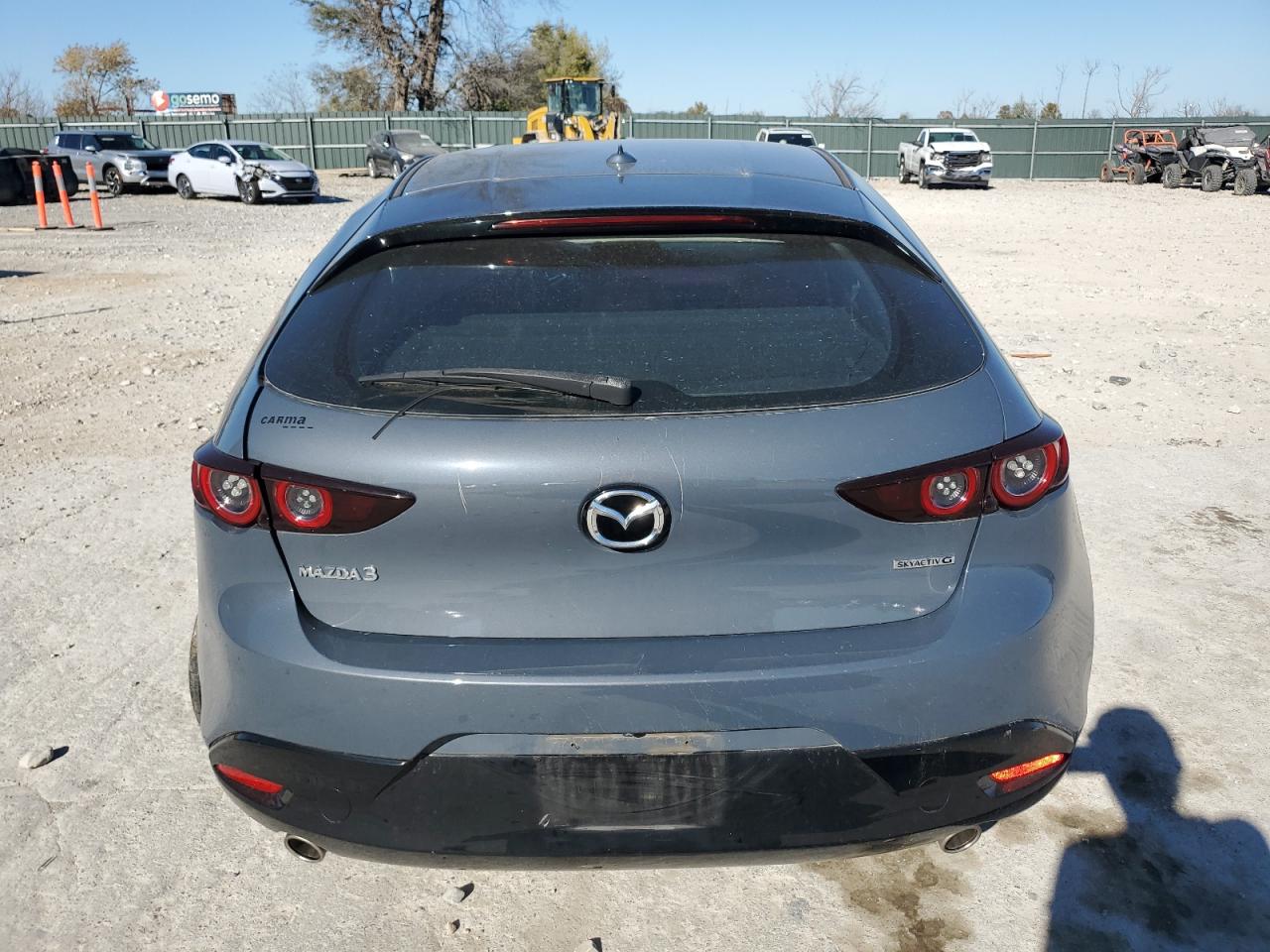 2019 Mazda 3 Premium VIN: JM1BPANM6K1136782 Lot: 92416785