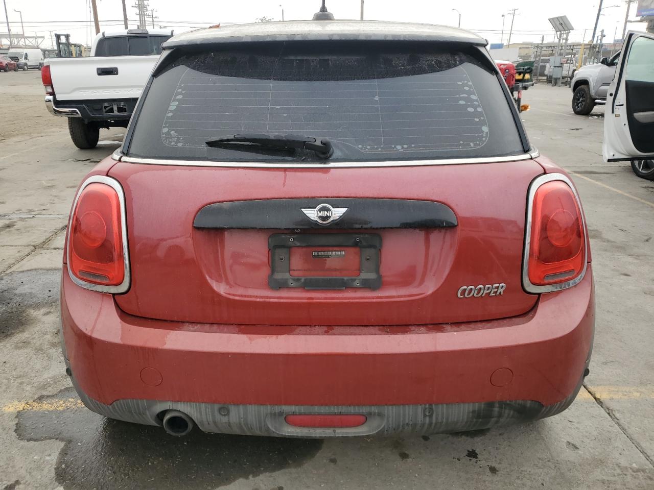 2016 Mini Cooper VIN: WMWXP5C56G2D15513 Lot: 92409405