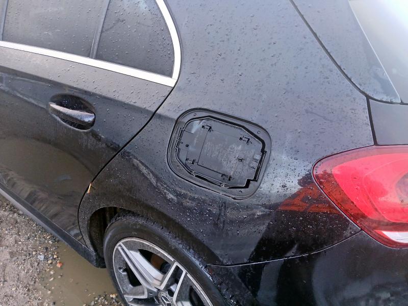 2021 MERCEDES-BENZ A CLASS A200 AMG LINE 5DR