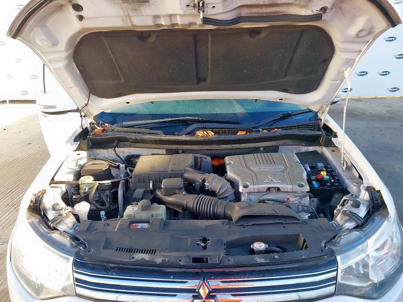 2015 MITSUBISHI OUTLANDER 2.0 PHEV GX4H 5DR AUTO