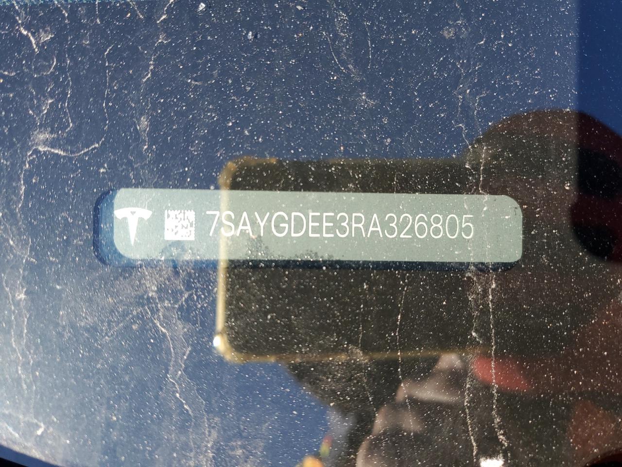 2024 Tesla Model Y VIN: 7SAYGDEE3RA326805 Lot: 91969575