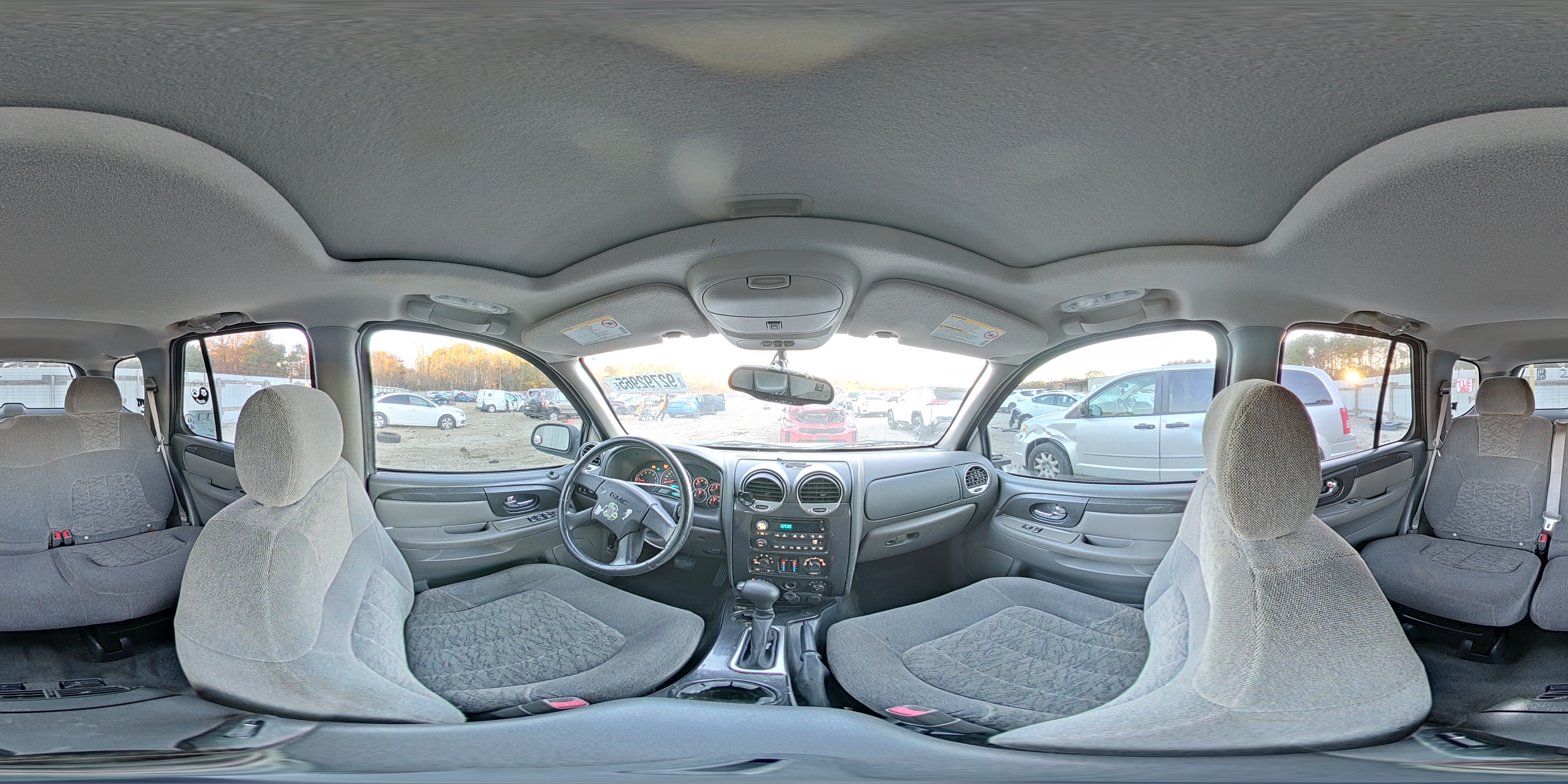 2004 GMC Envoy VIN: 1GKDT13SX42322347 Lot: 92792965