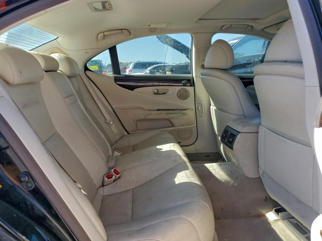 2007 Lexus Ls 460 VIN: JTHBL46F375028244 Lot: 92480785