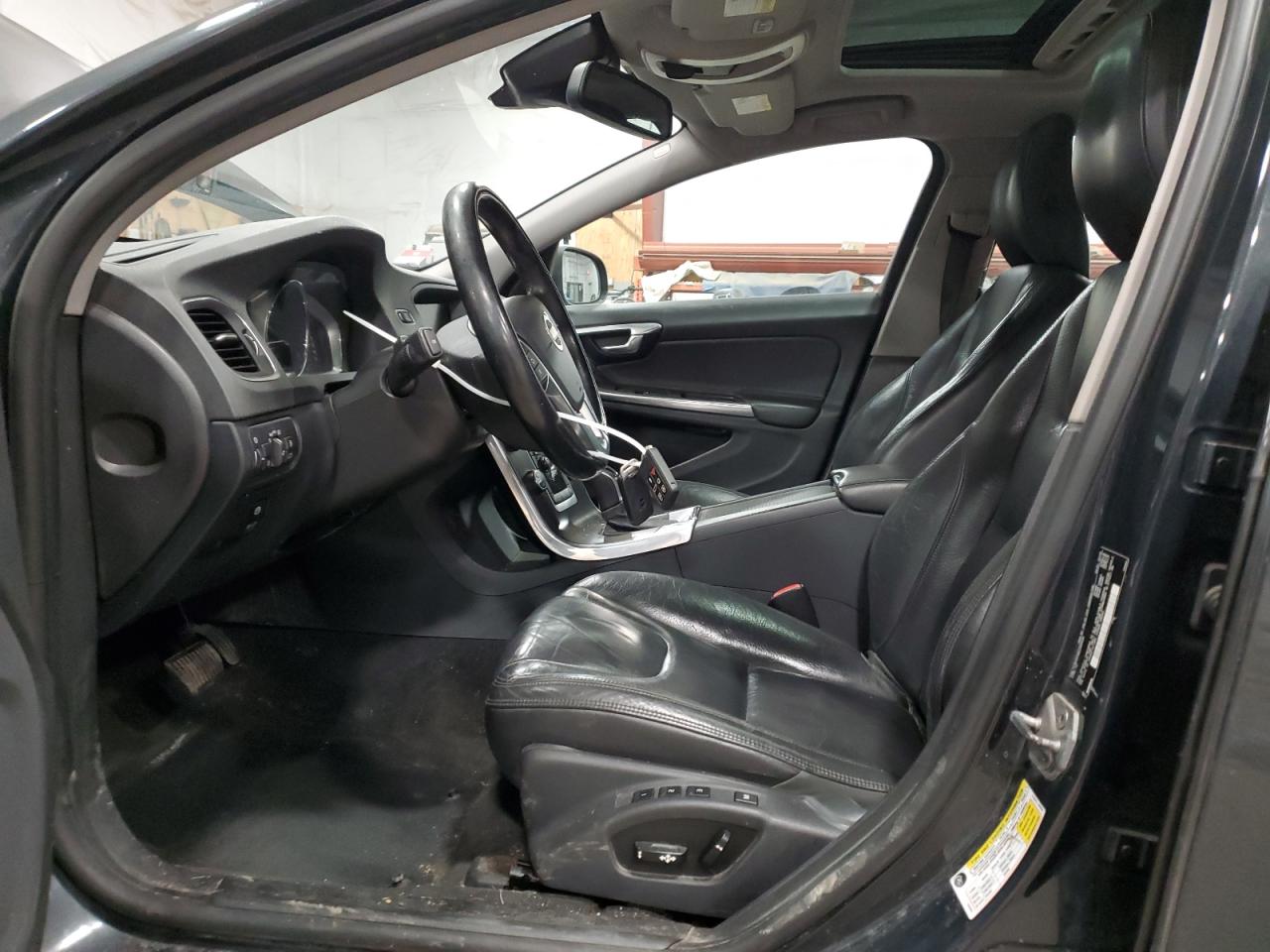 2014 Volvo S60 T5 VIN: YV1612FH0E2282839 Lot: 92644775