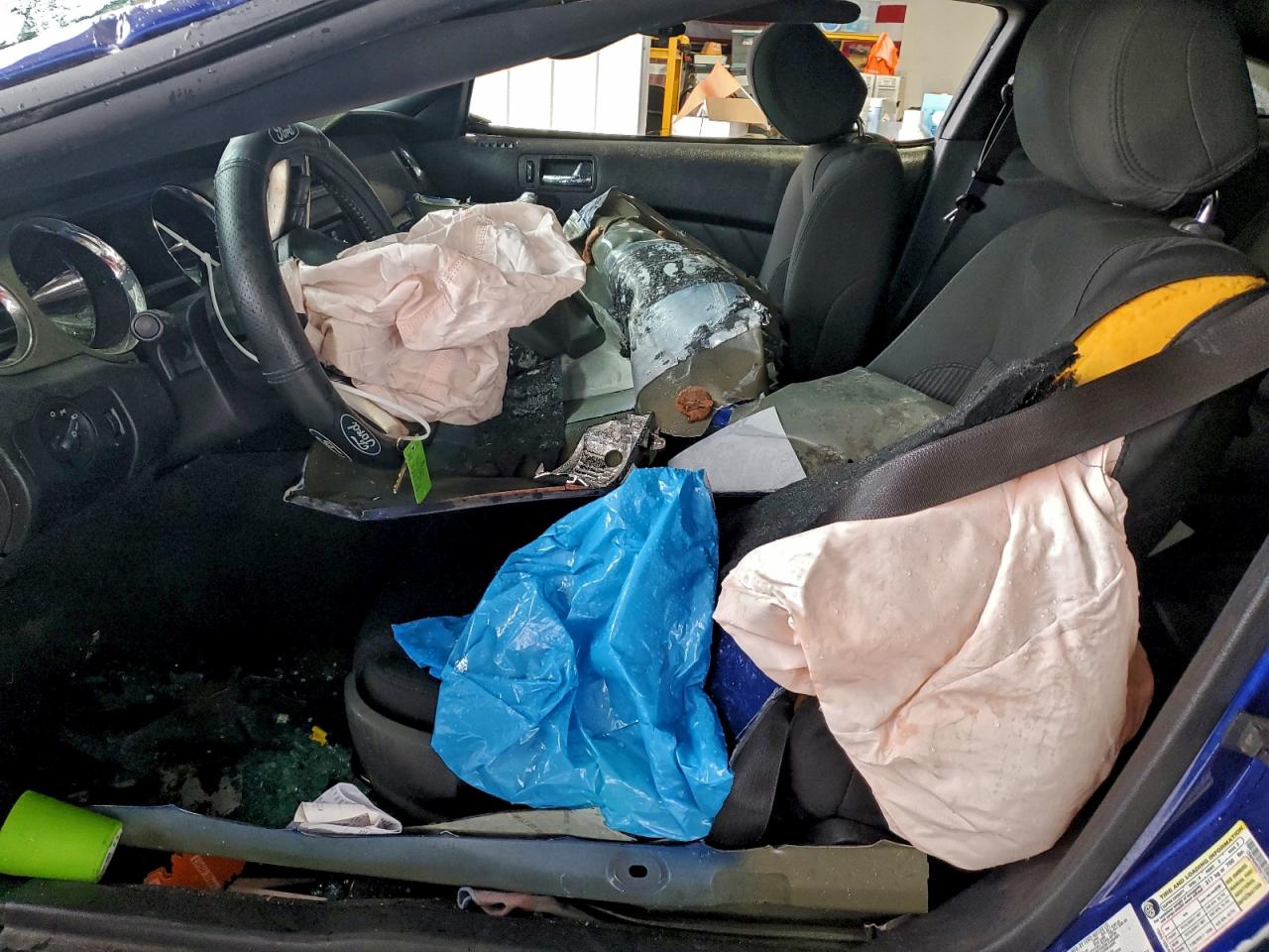 2014 Ford Mustang VIN: 1ZVBP8AM2E5273579 Lot: 93195835