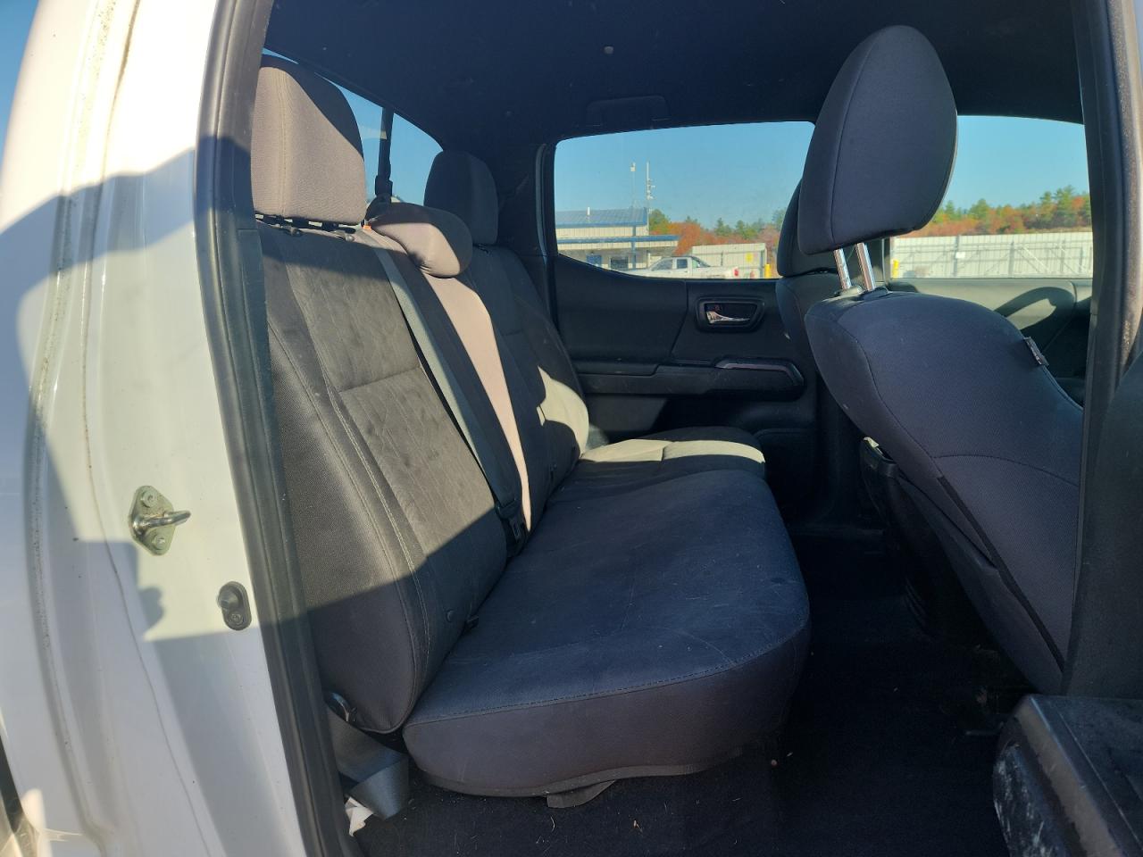 2016 Toyota Tacoma Double Cab VIN: 3TMCZ5AN4GM012234 Lot: 90037215