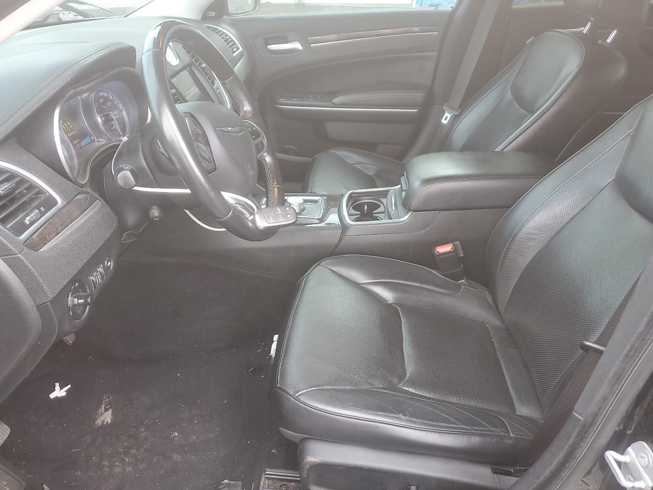 2019 Chrysler 300 Limited VIN: 2C3CCAKG9KH690922 Lot: 92740535