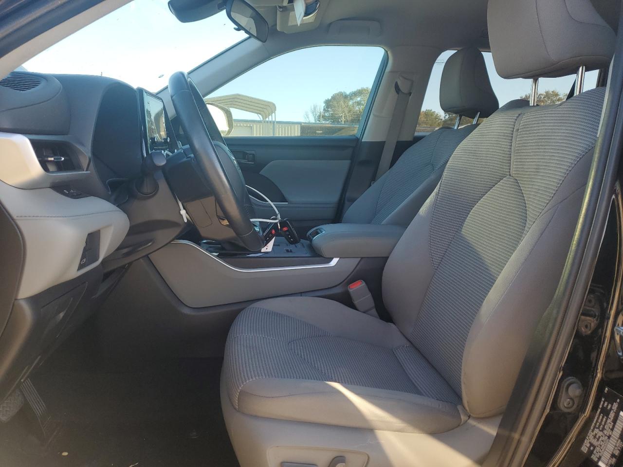 2020 Toyota Highlander L VIN: 5TDZZRAH3LS022243 Lot: 90332955