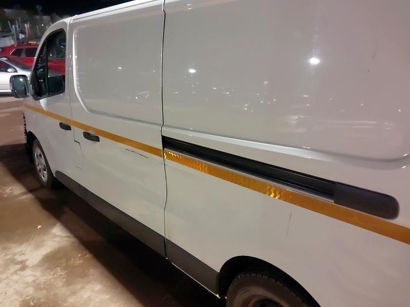 2023 RENAULT TRAFIC LL30 BLUE DCI 130 START VAN