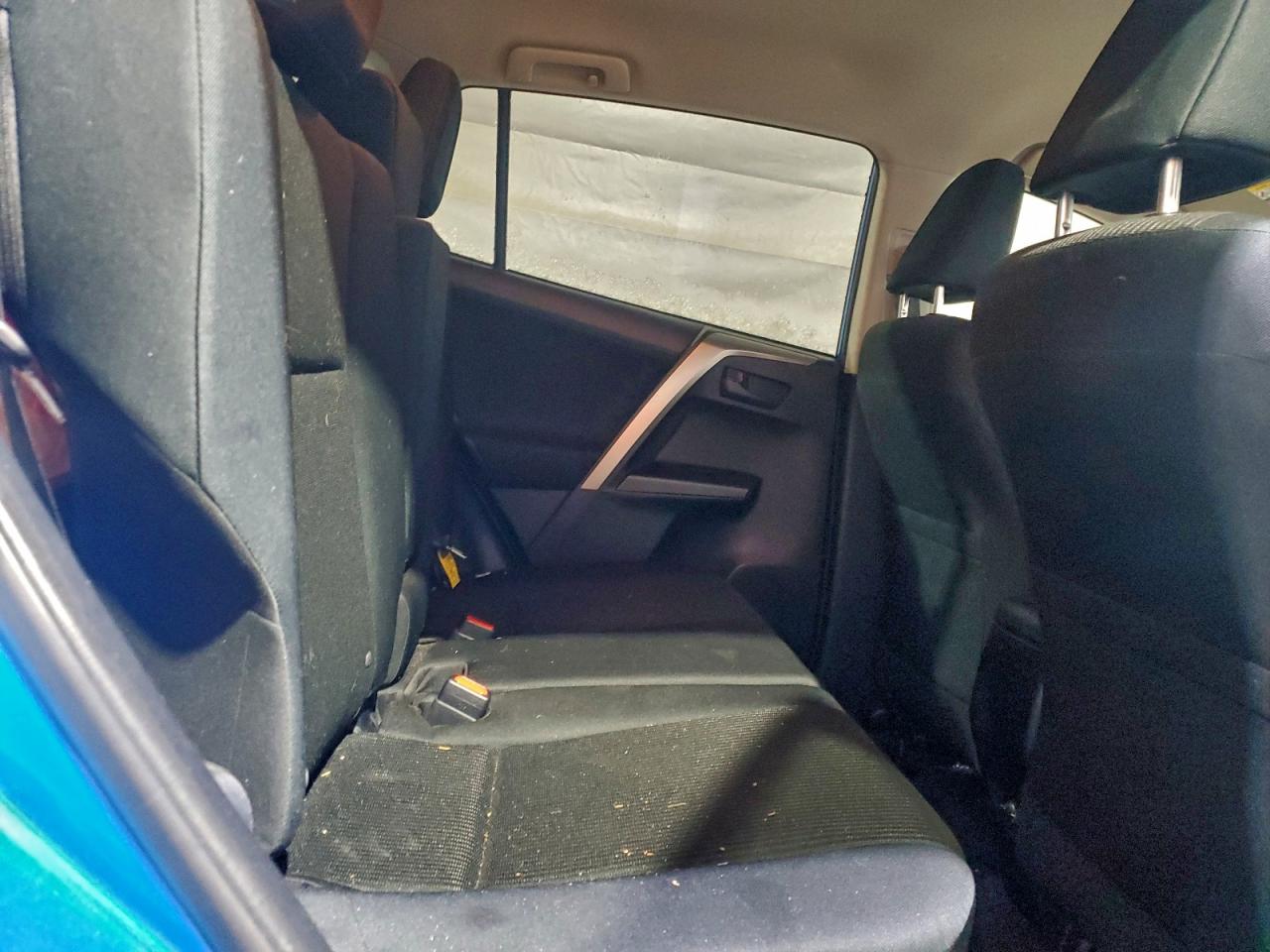 2018 Toyota Rav4 Le VIN: JTMBFREVXJJ718912 Lot: 93777485