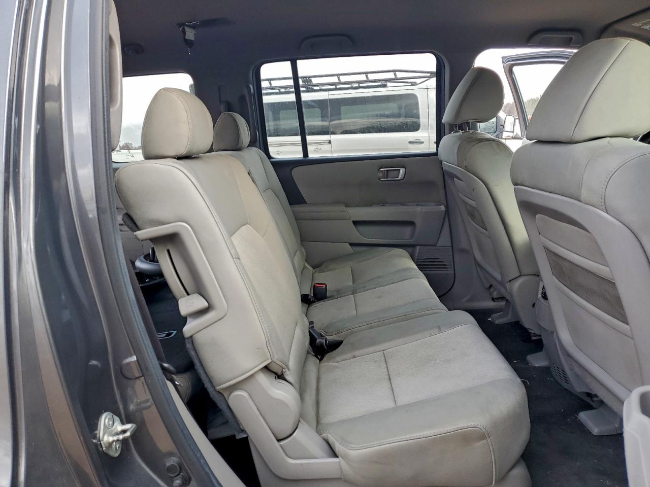 2011 Honda Pilot Lx VIN: 5FNYF3H20BB046828 Lot: 94252515