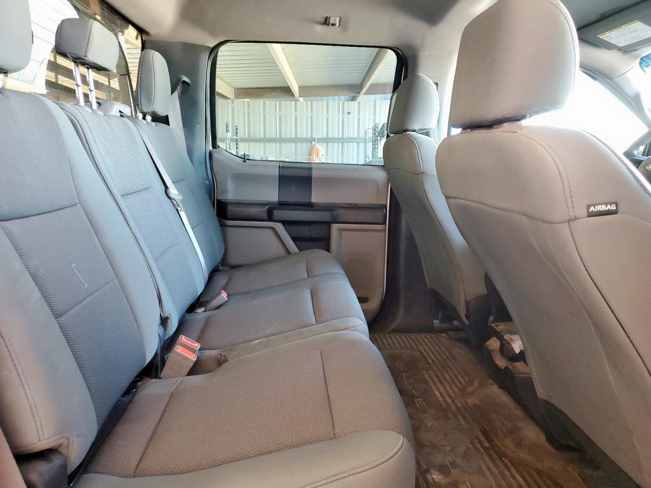 2018 Ford F250 Utility / Service Truck VIN: 1FD7W2B66JED05352 Lot: 91474845