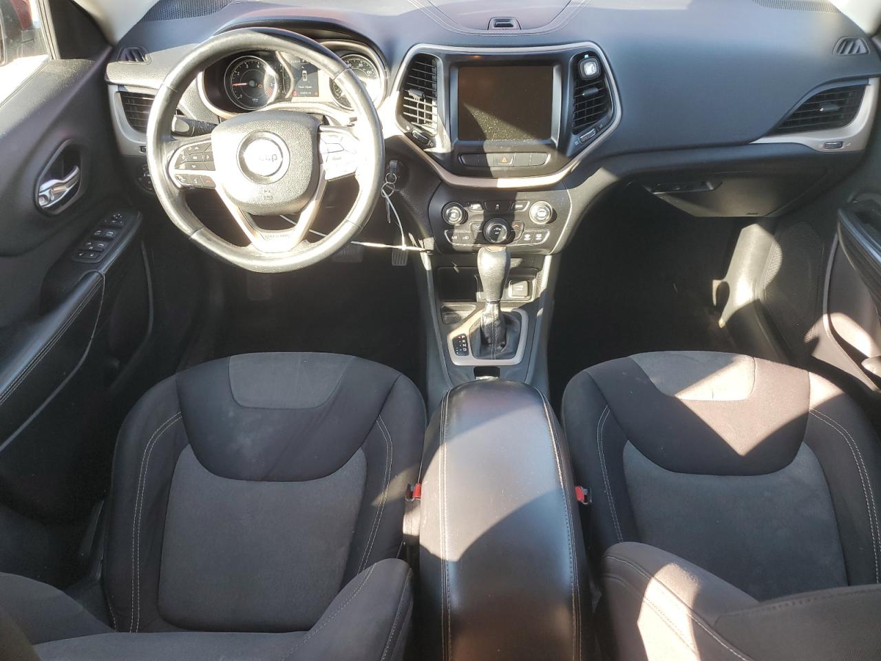 2014 Jeep Cherokee Latitude VIN: 1C4PJLCB1EW170804 Lot: 92787445