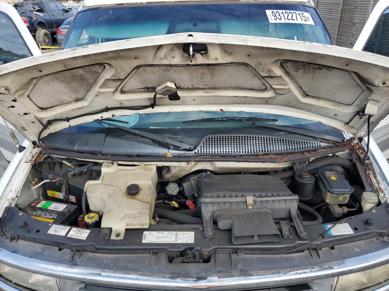 1998 Chevrolet Express G1500 VIN: 1GBFG15RXW1076111 Lot: 93122715