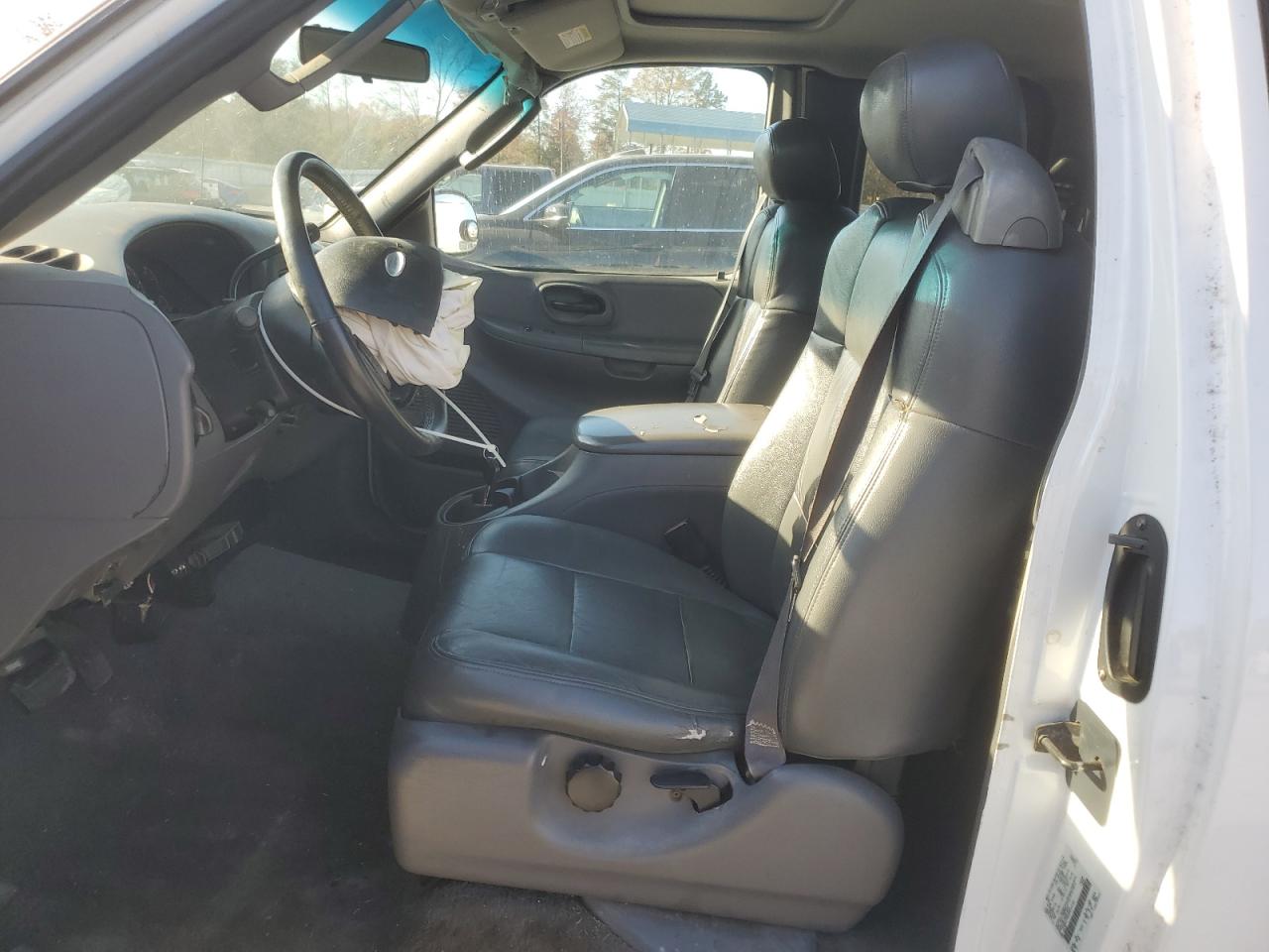 2002 Ford F150 VIN: 1FTRX17W32NC07183 Lot: 92117005