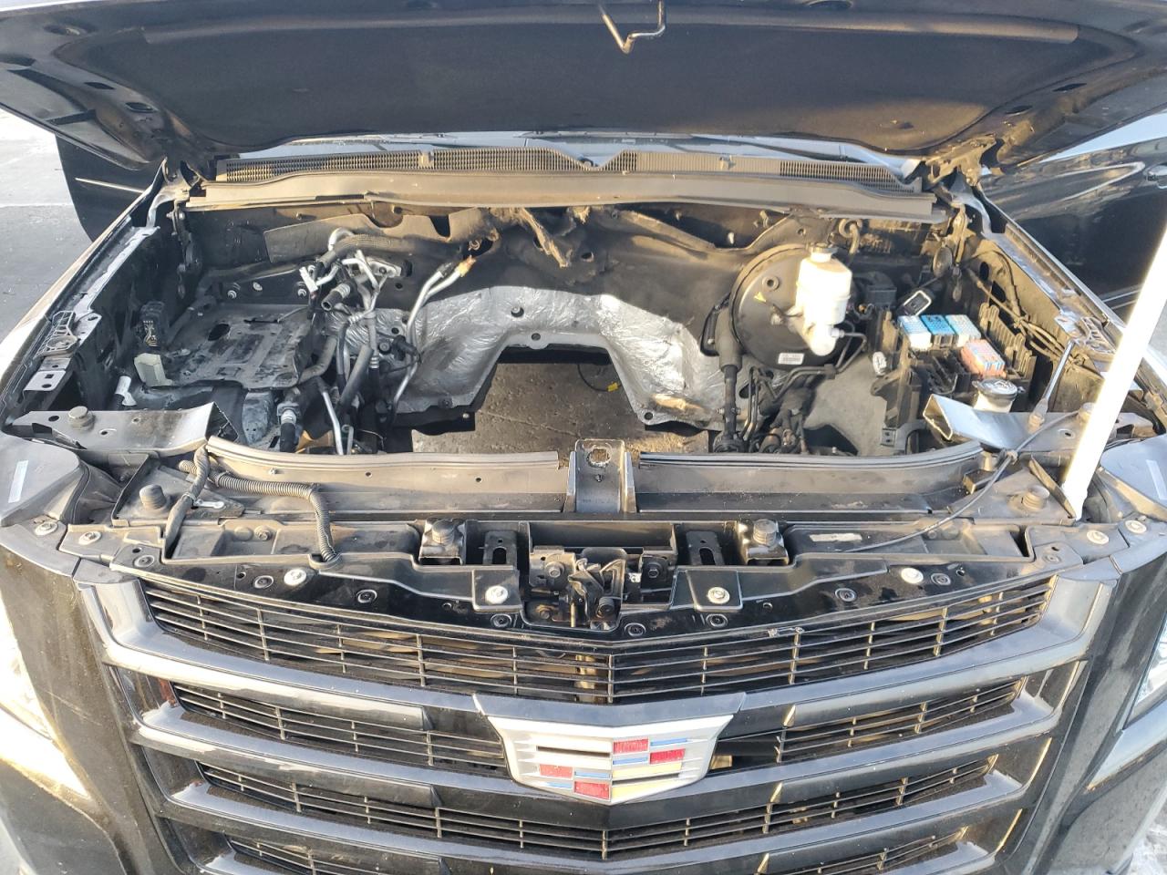 2019 Cadillac Escalade Esv Luxury VIN: 1GYS3HKJ3KR113471 Lot: 92304695