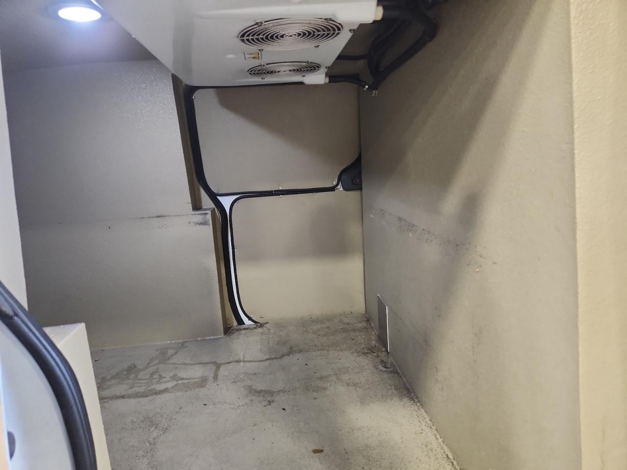 2015 Nissan Nv200 Refrigerated Delivery Van VIN: 3N6CM0KN0FK702831 Lot: 91905515