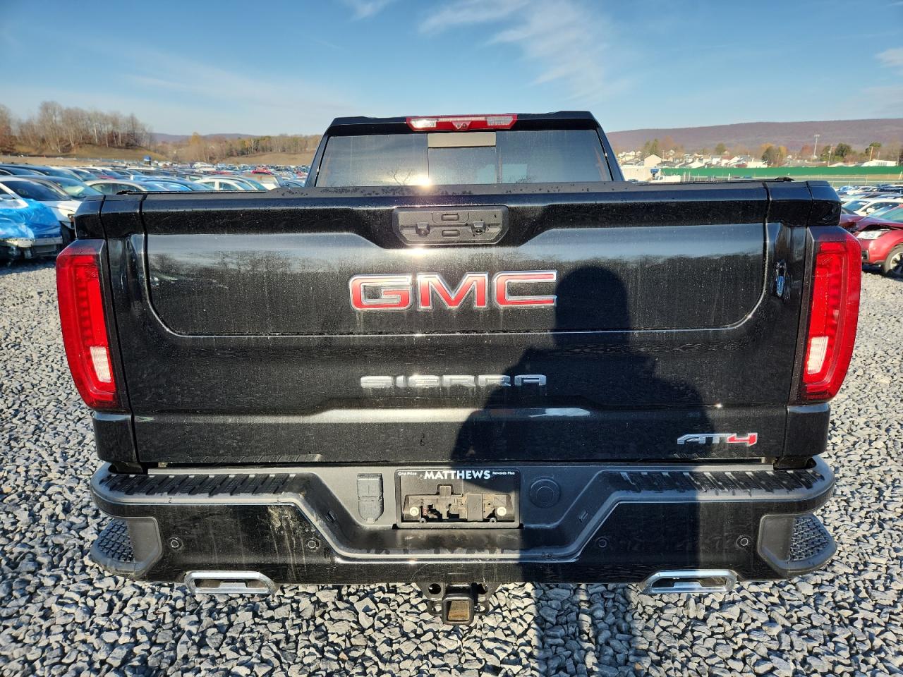 2024 GMC Sierra K1500 At4 VIN: 1GTUUEE85RZ281416 Lot: 92793605