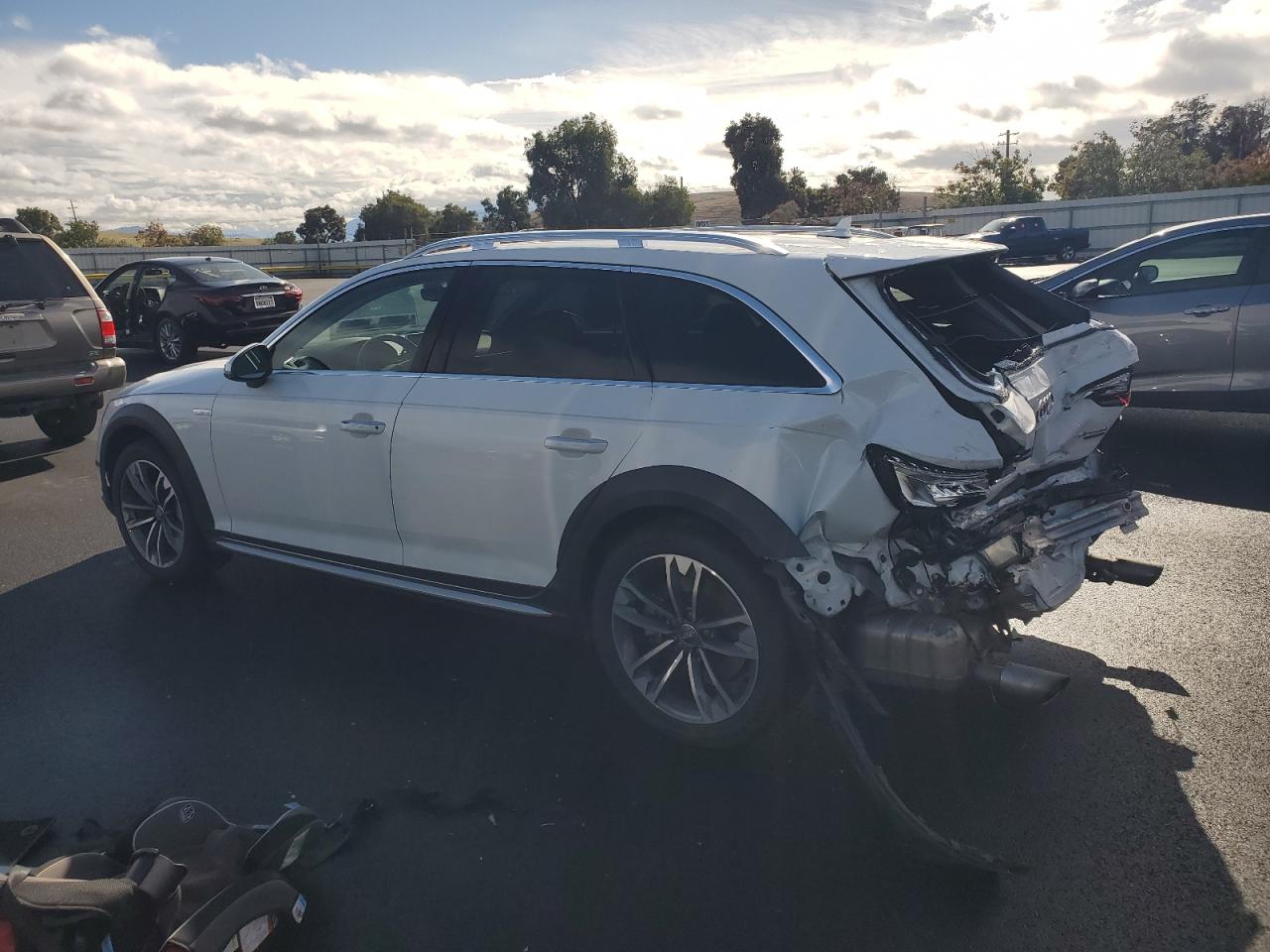 2018 Audi A4 Allroad Premium Plus VIN: WA18NAF44JA006037 Lot: 90276195