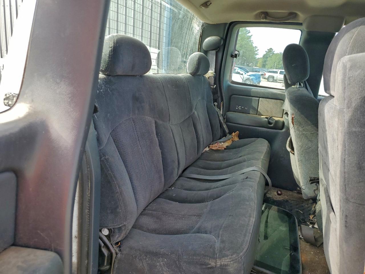 2000 Chevrolet Silverado C1500 VIN: 2GCEC19W4Y1280547 Lot: 94152705