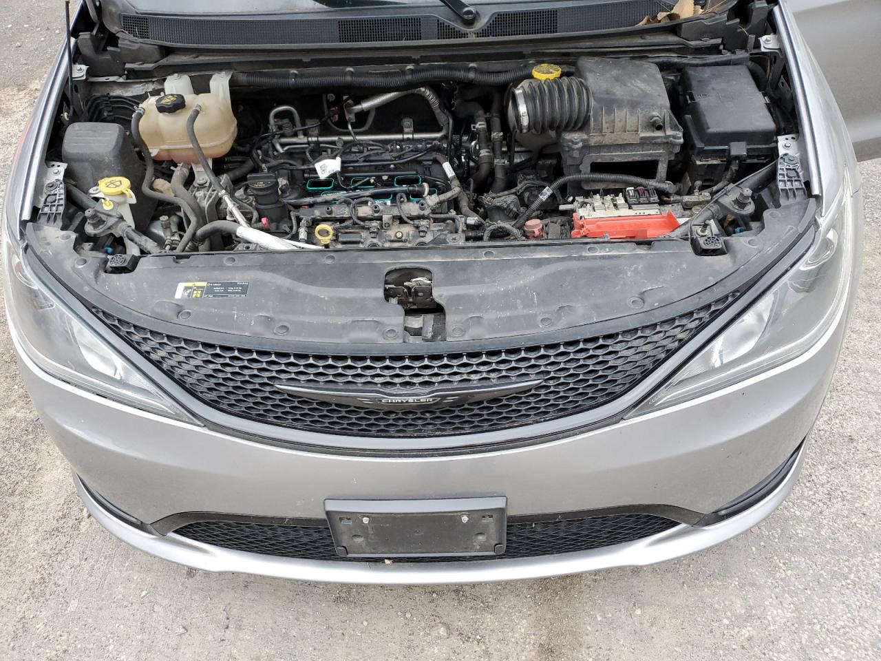 2019 Chrysler Pacifica Touring L VIN: 2C4RC1BG1KR638748 Lot: 91903945