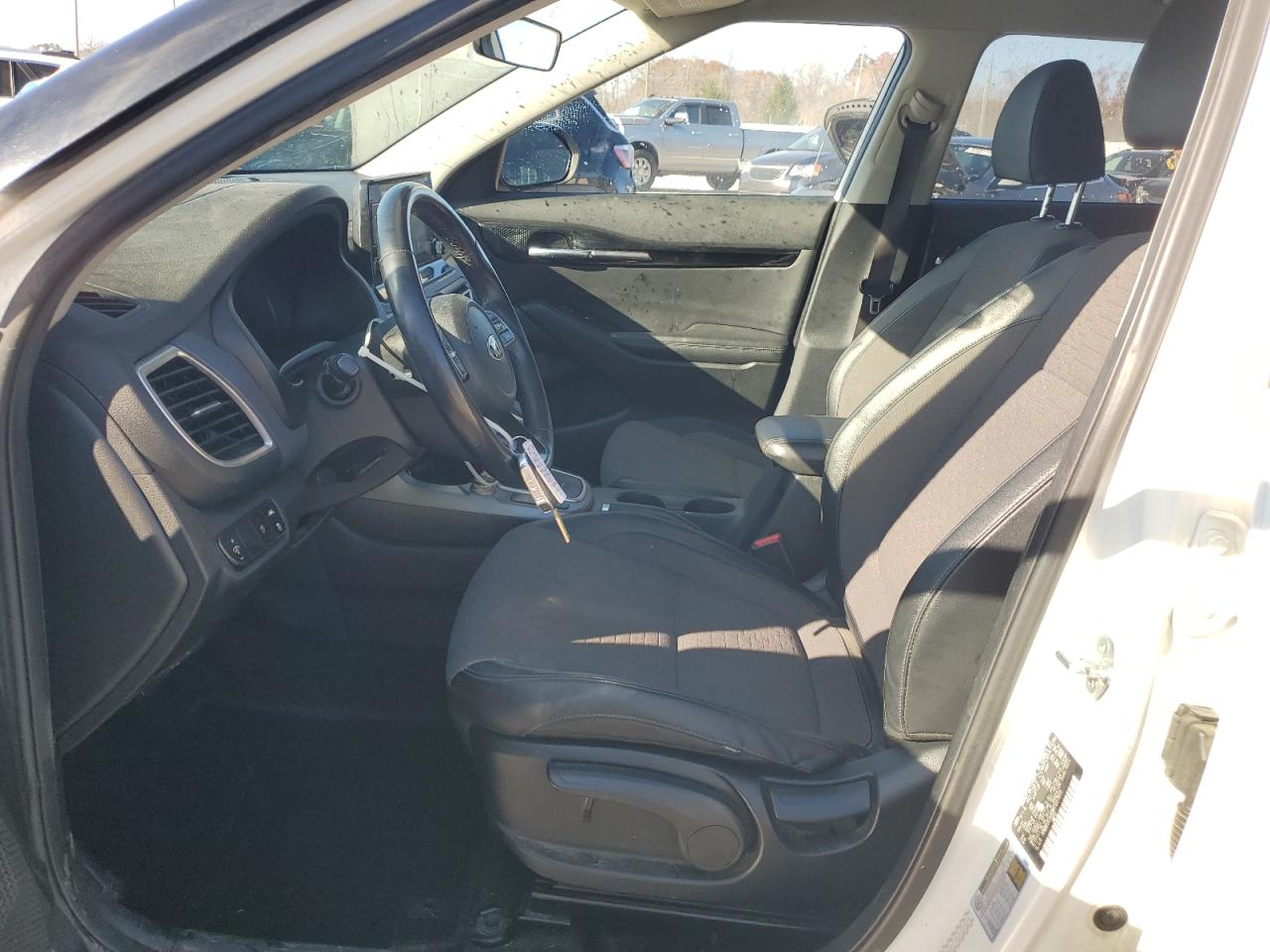 2021 Kia Seltos S VIN: KNDEUCAA6M7227015 Lot: 92116375