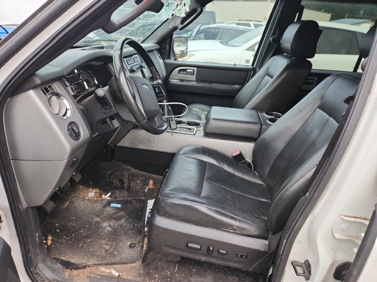 2011 Ford Expedition Limited VIN: 1FMJU2A59BEF36610 Lot: 69251335