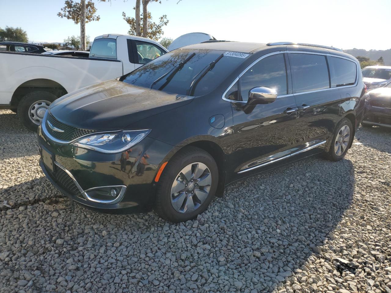 2018 Chrysler Pacifica Hybrid Limited black null hybrid 2C4RC1N75JR230327 photo #1