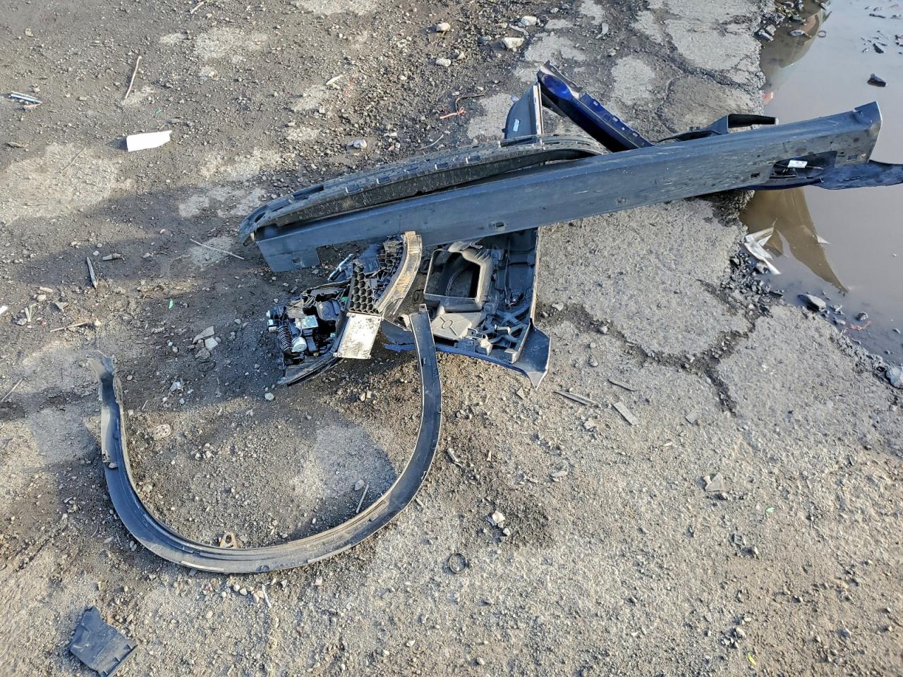 2018 Volkswagen Golf R VIN: WVWVF7AU6JW177651 Lot: 93943875