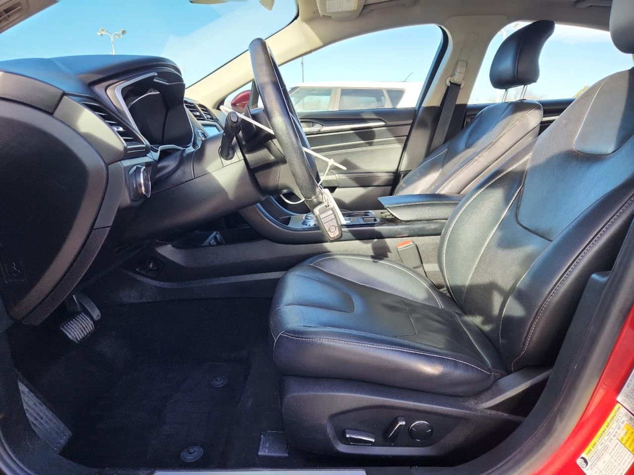 2019 Ford Fusion Titanium VIN: 3FA6P0D99KR184121 Lot: 92906615